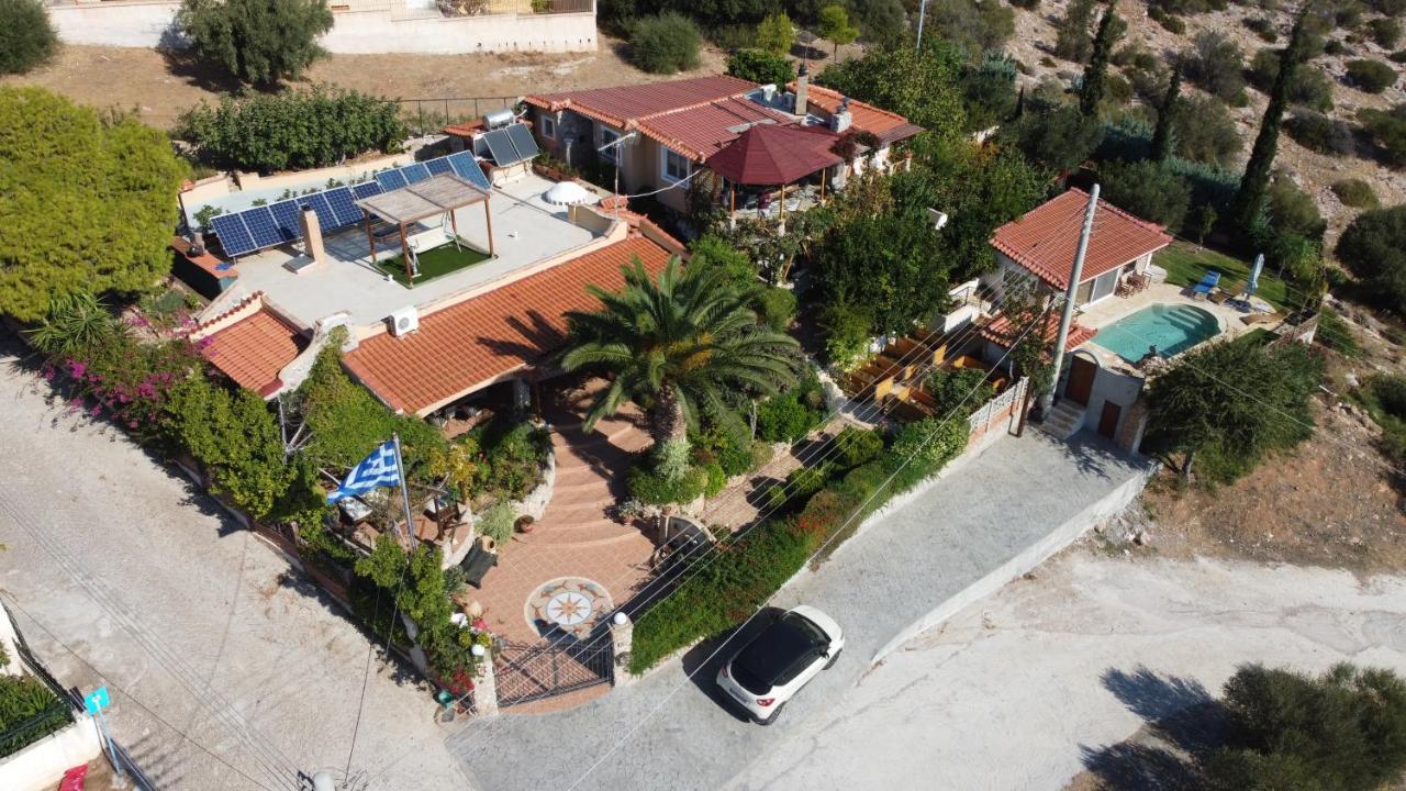 Nadia'S Traditional Greek House Анависсос Экстерьер фото