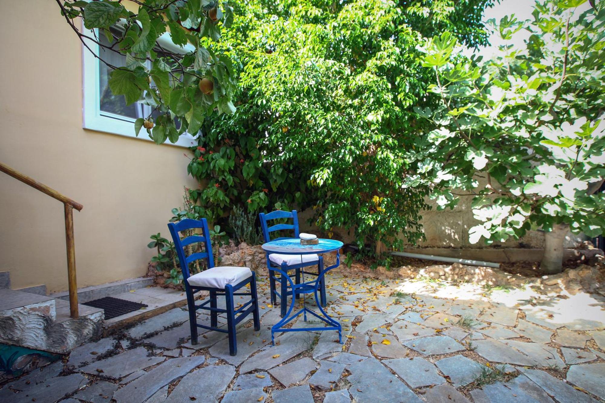 Nadia'S Traditional Greek House Анависсос Экстерьер фото