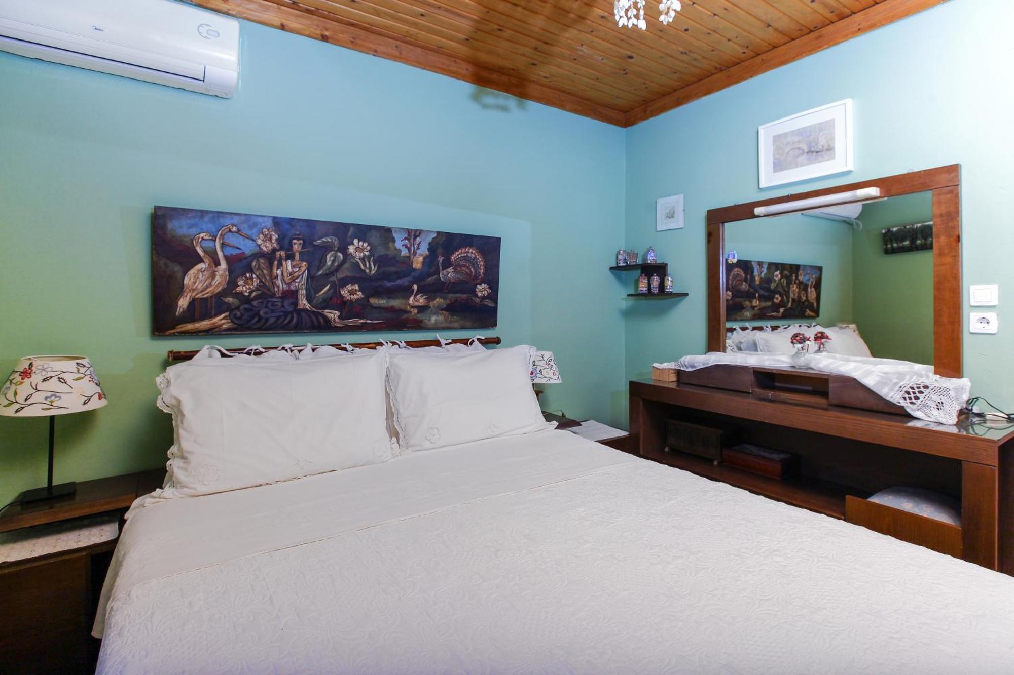 Nadia'S Traditional Greek House Анависсос Экстерьер фото